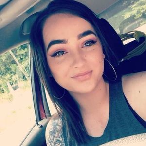 Meet your Posher, Jade